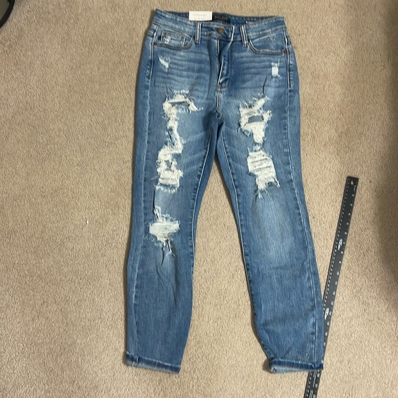 Judy Blue Boyfriend sz 3 distressed denim NWT - Picture 1 of 8